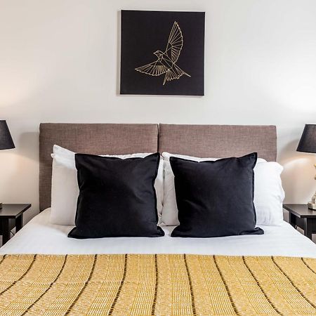 Walker Suite No53 - Donnini Apartments Килмарнок Екстериор снимка