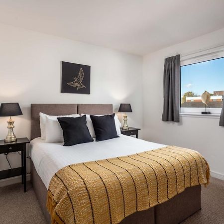 Walker Suite No53 - Donnini Apartments Килмарнок Екстериор снимка
