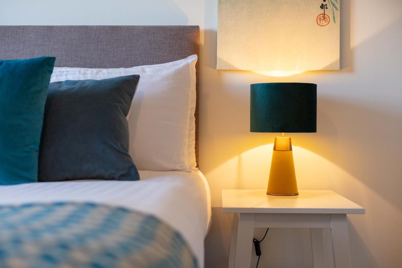 Walker Suite No53 - Donnini Apartments Килмарнок Екстериор снимка